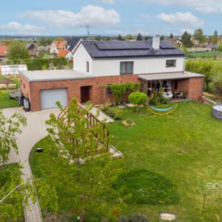 Prodej rodinného domu 196 m² Březno