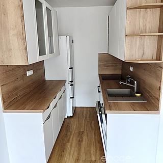 Pronájem bytu 2+kk 45 m&sup2; Praha