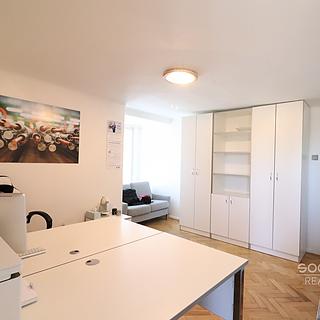 Pronájem kanceláře, 27m²