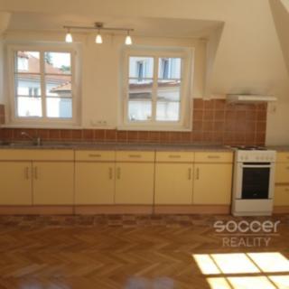 Pronájem bytu 2+kk 50 m² Praha