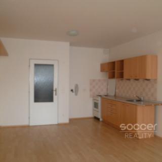 Pronájem bytu 1+kk, garsoniery 43 m² Praha