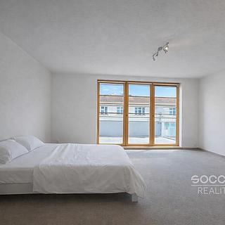 Pronájem bytu 1+kk a garsoniéry 40 m² Praha Smíchov, Randova