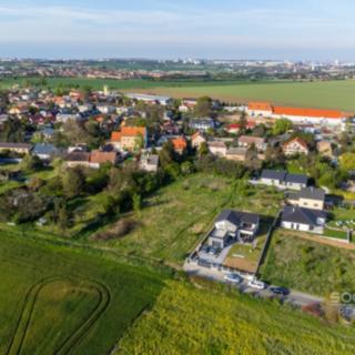 Prodej stavební parcely 803 m² Dobříč