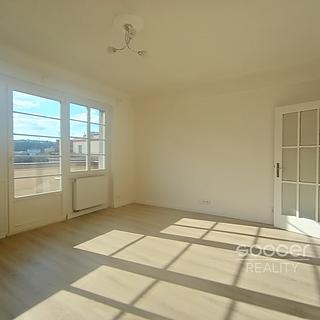 Pronájem bytu 2+1 50 m² Praha