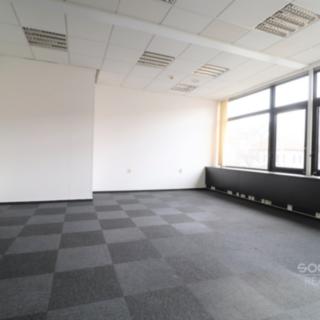 Pronájem kanceláře 33 m² Praha Libeň, Sokolovská