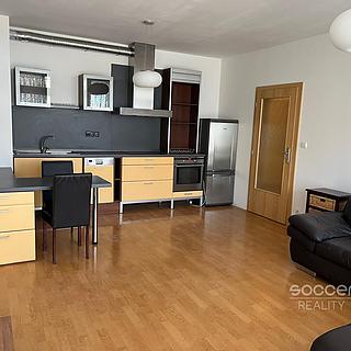 Pronájem bytu 2+kk 81 m² Praha