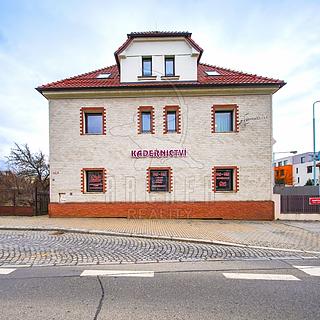 Prodej rodinného domu 324 m² Praha Suchdol, Kamýcká