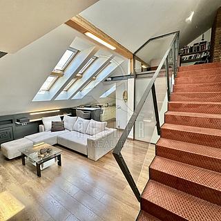 Prodej bytu 2+1 122 m&sup2; Praha