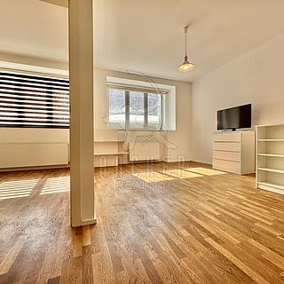 Prodej bytu 2+kk 64 m² Praha Dejvice, Nikoly Tesly