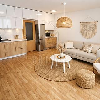 Prodej bytu 1+kk a garsoniéry 37 m² Praha Kamýk, 462659