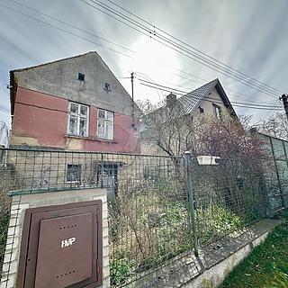 Prodej rodinného domu 86 m² Lišany, Na vápenici