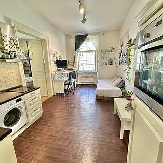 Prodej bytu 2+kk 43 m² Praha Žižkov, Ježkova