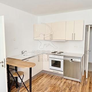 Prodej bytu 2+kk 43 m&sup2; Praha