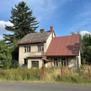 Dražba rodinného domu 130 m² Stružinec