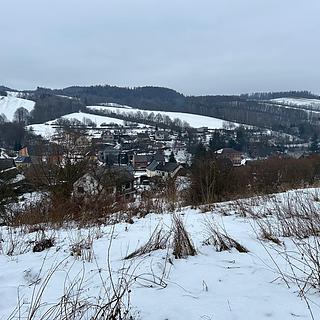 Dražba stavební parcely 3553 m&sup2; Bušín