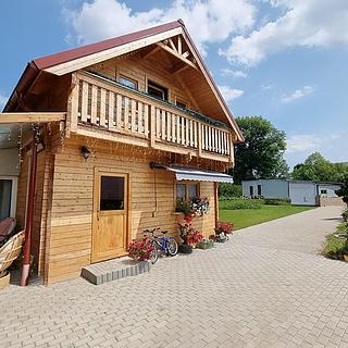 Dražba stavební parcely 1171 m² Bystřany