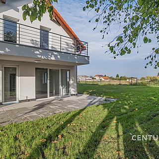 Prodej bytu 4+kk 130 m² Vysoký Újezd
