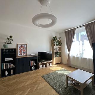 Pronájem bytu 3+1 84 m² Praha Smíchov, Holečkova