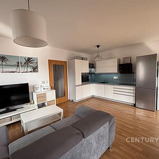 Pronájem bytu 2+kk 62 m&sup2; Říčany