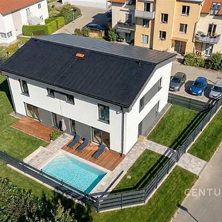 Prodej rodinného domu 157 m² Praha Újezd u Průhonic, Nad statkem