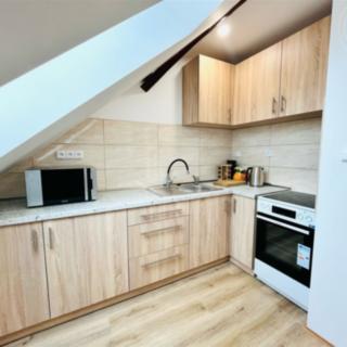Pronájem bytu 2+1 85 m² Velká Dobrá