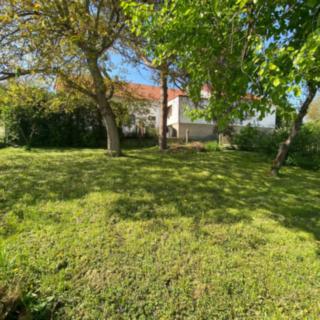 Prodej stavební parcely 382 m² Mělník