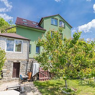 Prodej rodinného domu 277 m² Praha