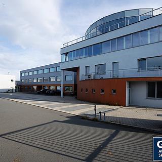 Pronájem kanceláře 400 m&sup2; Hostivice