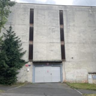 Pronájem parkovacího místa 15 m² Praha Podolí, Pod Klaudiánkou