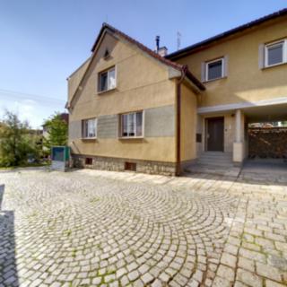 Prodej rodinného domu 190 m² Útušice