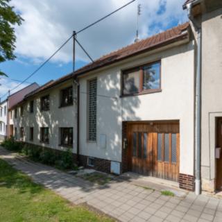 Prodej rodinného domu 300 m² Lobodice