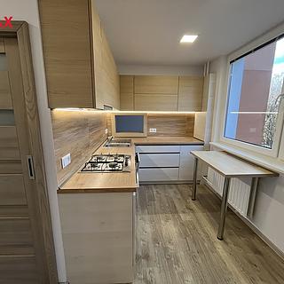 Pronájem bytu 3+1 69 m² Rožnov pod Radhoštěm, Valašská