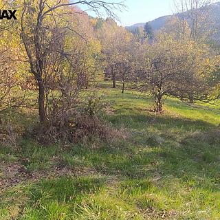 Prodej stavební parcely 2 994 m² Vsetín