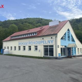 Pronájem skladu 555 m² Vsetín