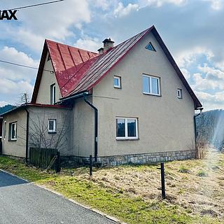 Prodej rodinného domu 170 m² Karolinka, Okružní