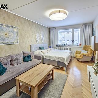 Pronájem bytu 3+1 74 m² Valašské Meziříčí, Husova