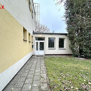 Pronájem kanceláře 179 m² Vsetín, Jiráskova