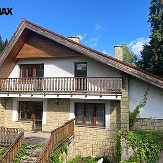 Prodej rodinného domu 313 m² Velké Karlovice