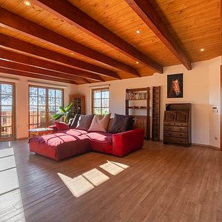 Prodej rodinného domu 120 m² Březůvky