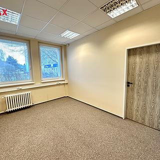 Pronájem kanceláře 32 m² Vsetín, Jiráskova