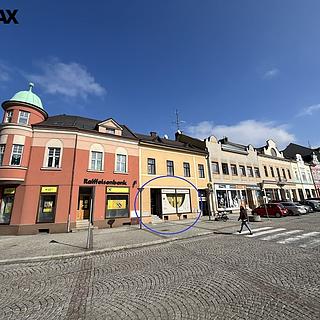 Pronájem kanceláře 65 m² Vsetín, Dolní náměstí