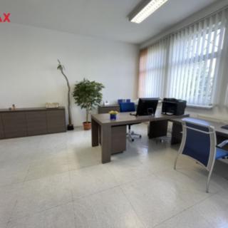 Pronájem kanceláře 80 m² Vsetín