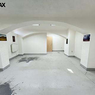 Pronájem kanceláře 39 m² Vsetín, Svárov