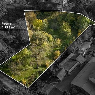 Prodej stavební parcely 1 795 m² Zubří