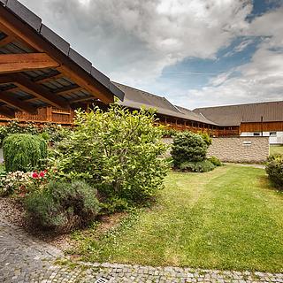 Prodej dvougeneračního domu 950 m² Žabovřesky