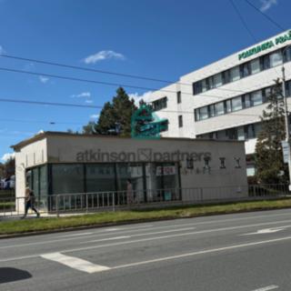 Pronájem obchodu 88 m² České Budějovice 3, Pražská tř.