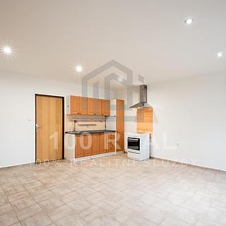 Pronájem bytu 2+kk 61 m² Nechanice