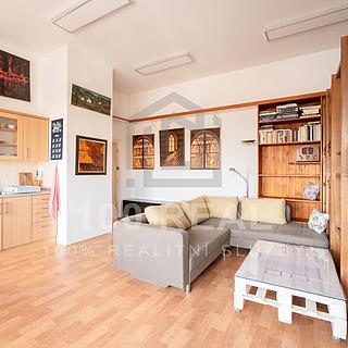 Pronájem bytu 2+kk 53 m&sup2; Hradec Králové