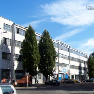 Pronájem skladu 33 m² Hradec Králové, náměstí 5. května
