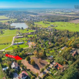 Prodej stavební parcely 1 069 m² Hradec Králové Třebeš, Zámeček